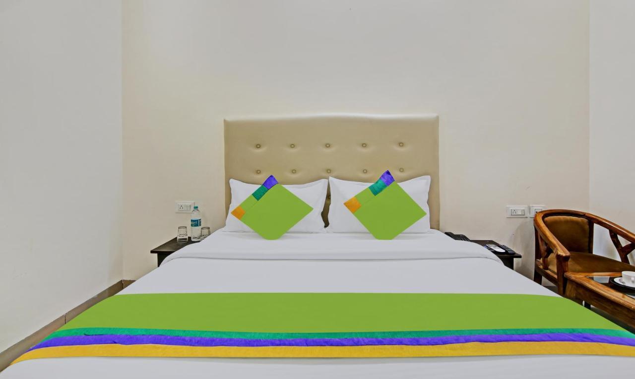 Hotel Treebo Royal Empire Adarsh Nagar, Chandīgarh Exterior foto